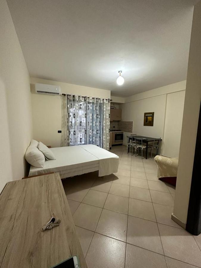 Cloe Apartament Wlora
